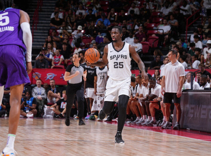 David Jones-García, inspirado por su padre y honrando a su madre