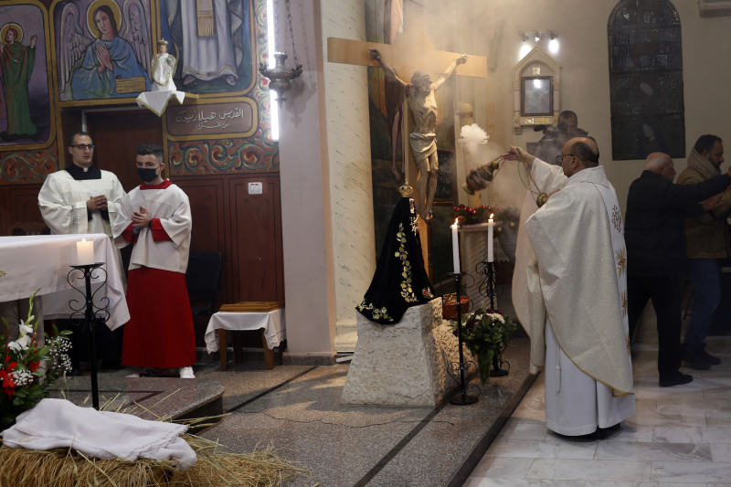 Bombardeos en la única iglesa católica de Gaza deja dos muertos y varios heridos